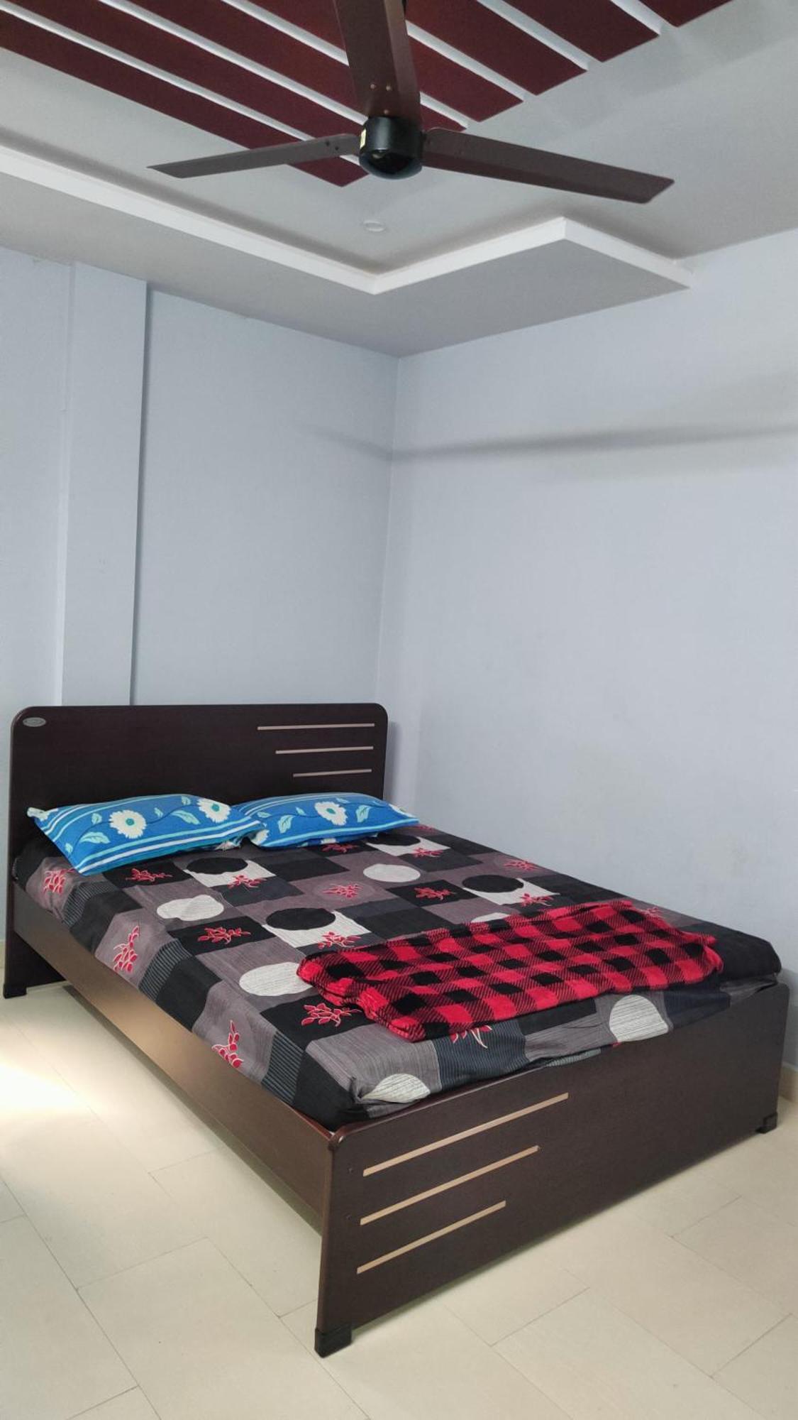 Guru Datta Residency Pithapuram Eksteriør bilde