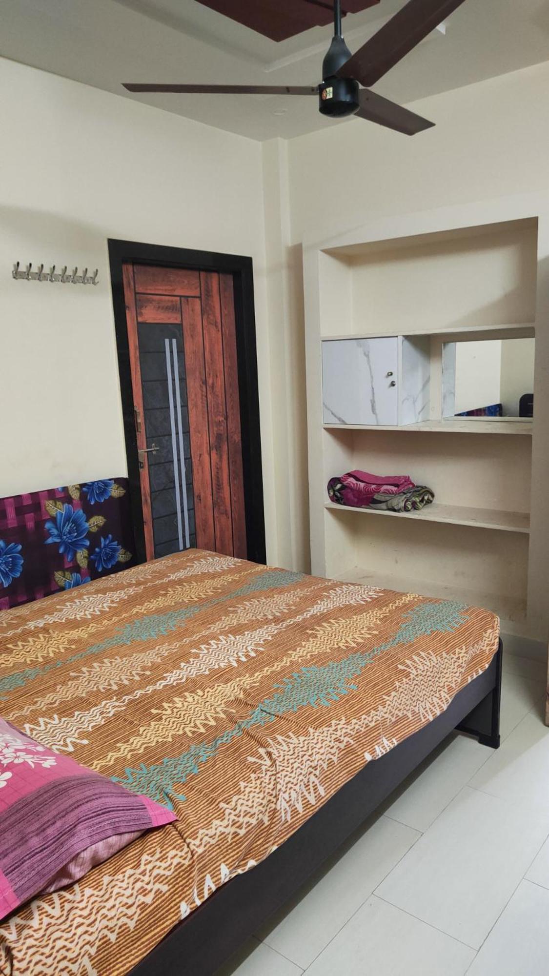 Guru Datta Residency Pithapuram Eksteriør bilde